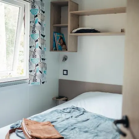 Mobil Home Xxl 4 Chambres - Camping Le Brabois Villers-les-Nancy Exterior photo